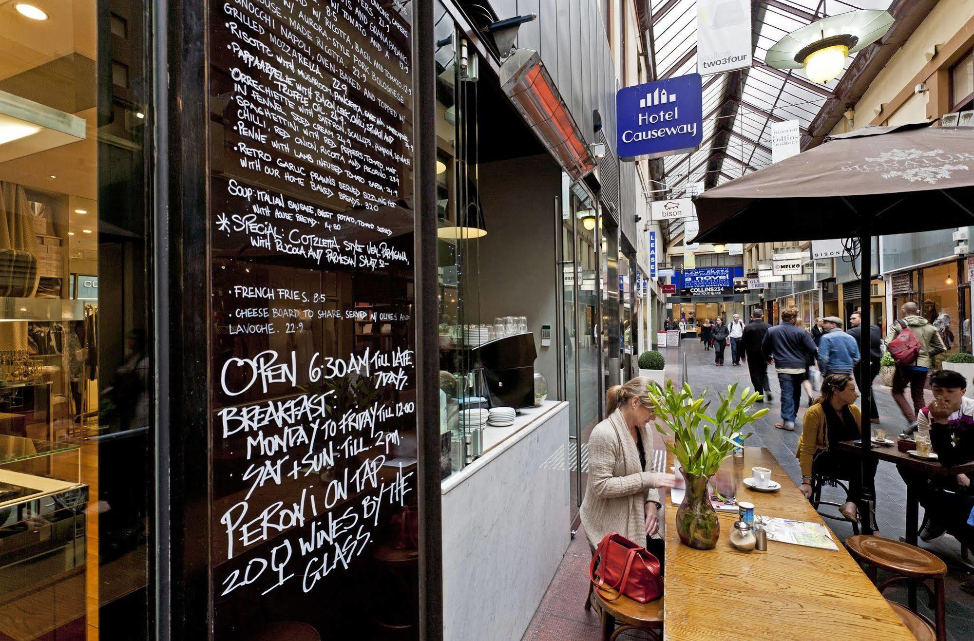 Hotel Causeway Melbourne Exterior foto