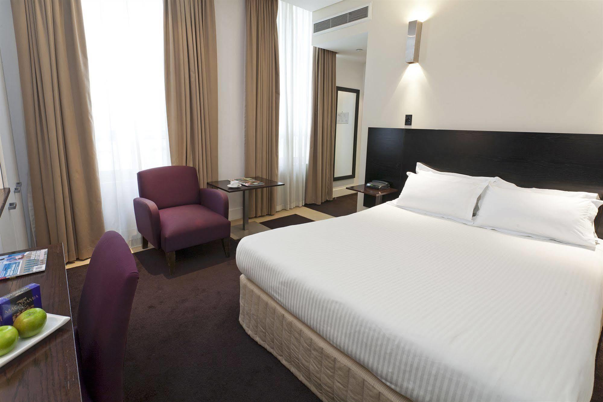 Hotel Causeway Melbourne Quarto foto