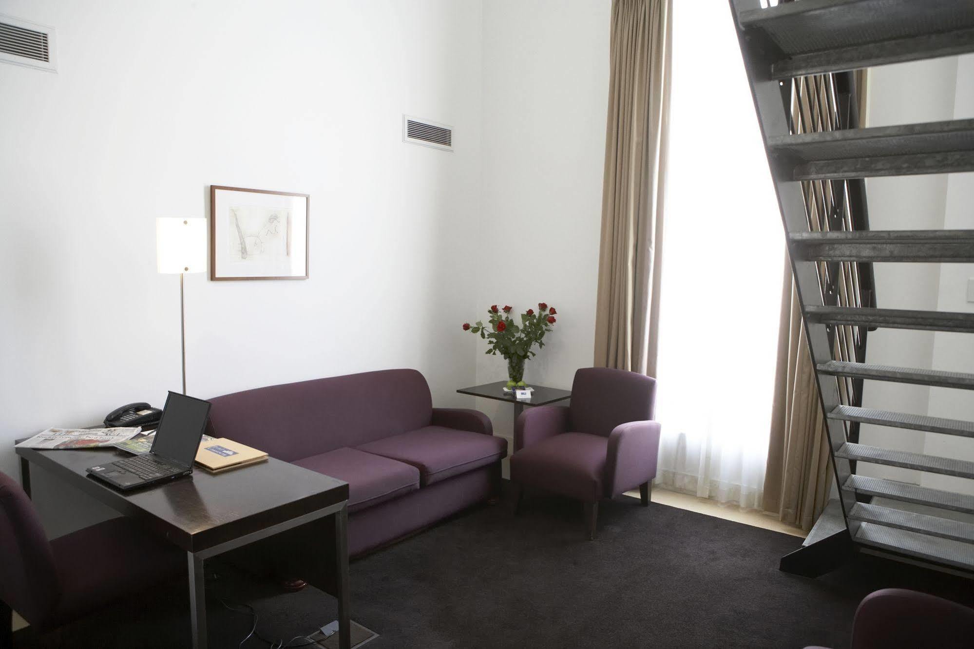 Hotel Causeway Melbourne Quarto foto