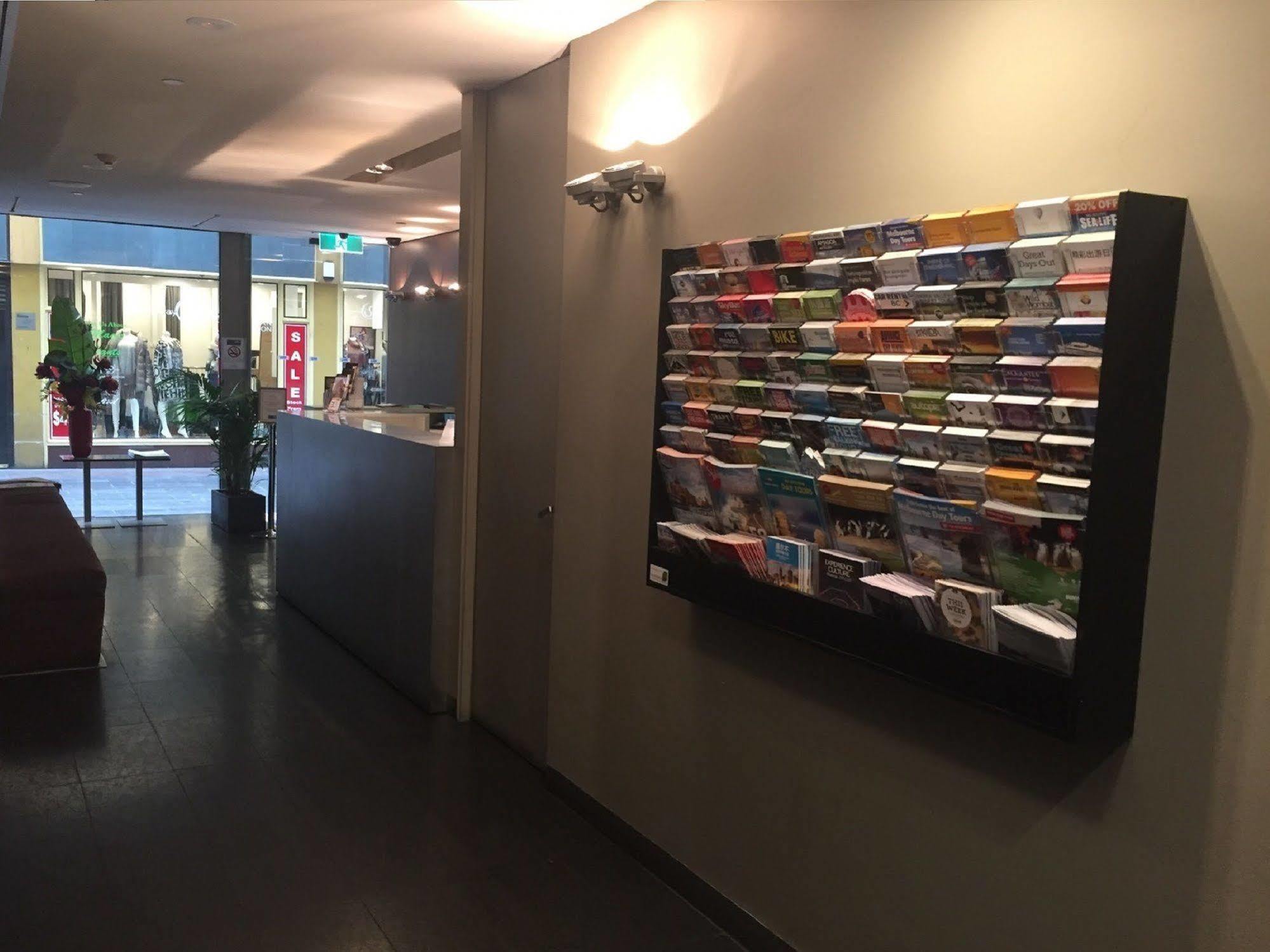 Hotel Causeway Melbourne Exterior foto